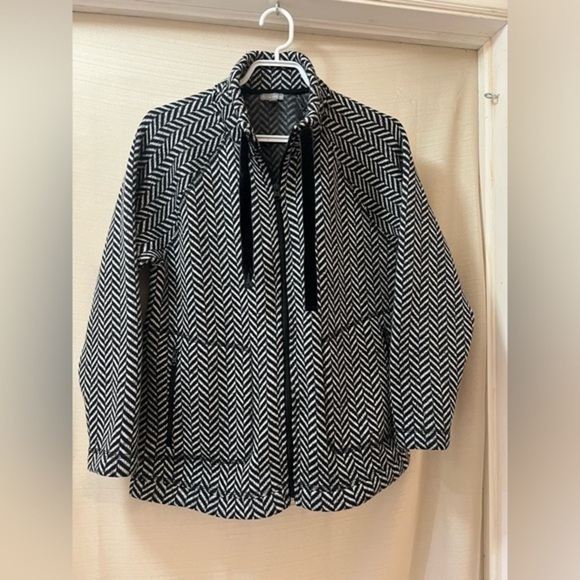 ⚪️Talbots women’s black & white zipup jacket velvet string size large petite - Picture 1 of 10